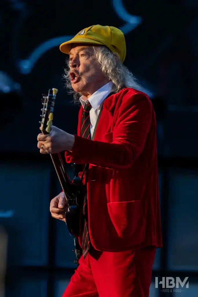 Angus Young AC/DC